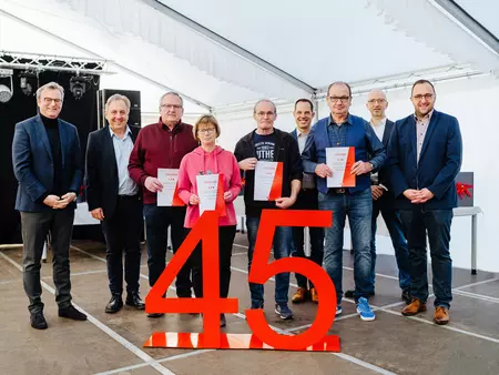 45-jährige Jubilare im Hause WOLF Auf 45 Jahre Betriebszugehörigkeit können Josef Anthofer, Elisabeth Loibl, Werner Fleck und Reinhard Zeilbeck zurückblicken.